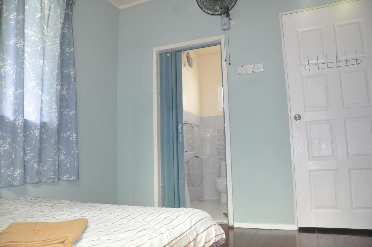 Azrien Homestay Kampong Kundassan Zewnętrze zdjęcie